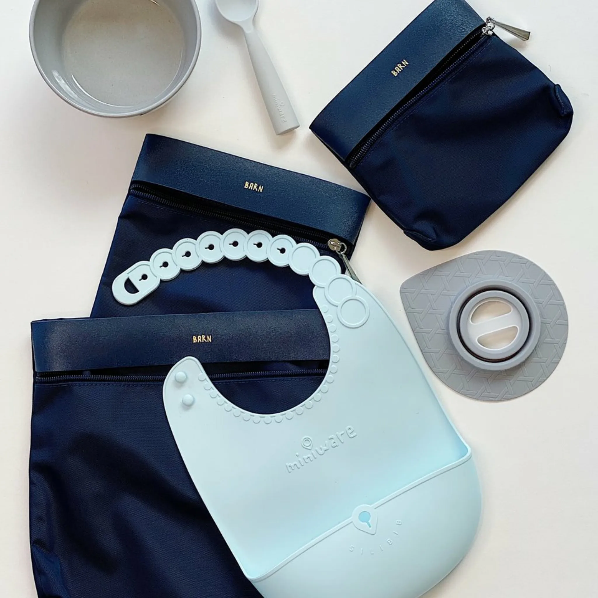 Miniware Roll and Lock Silicone Bib Aqua