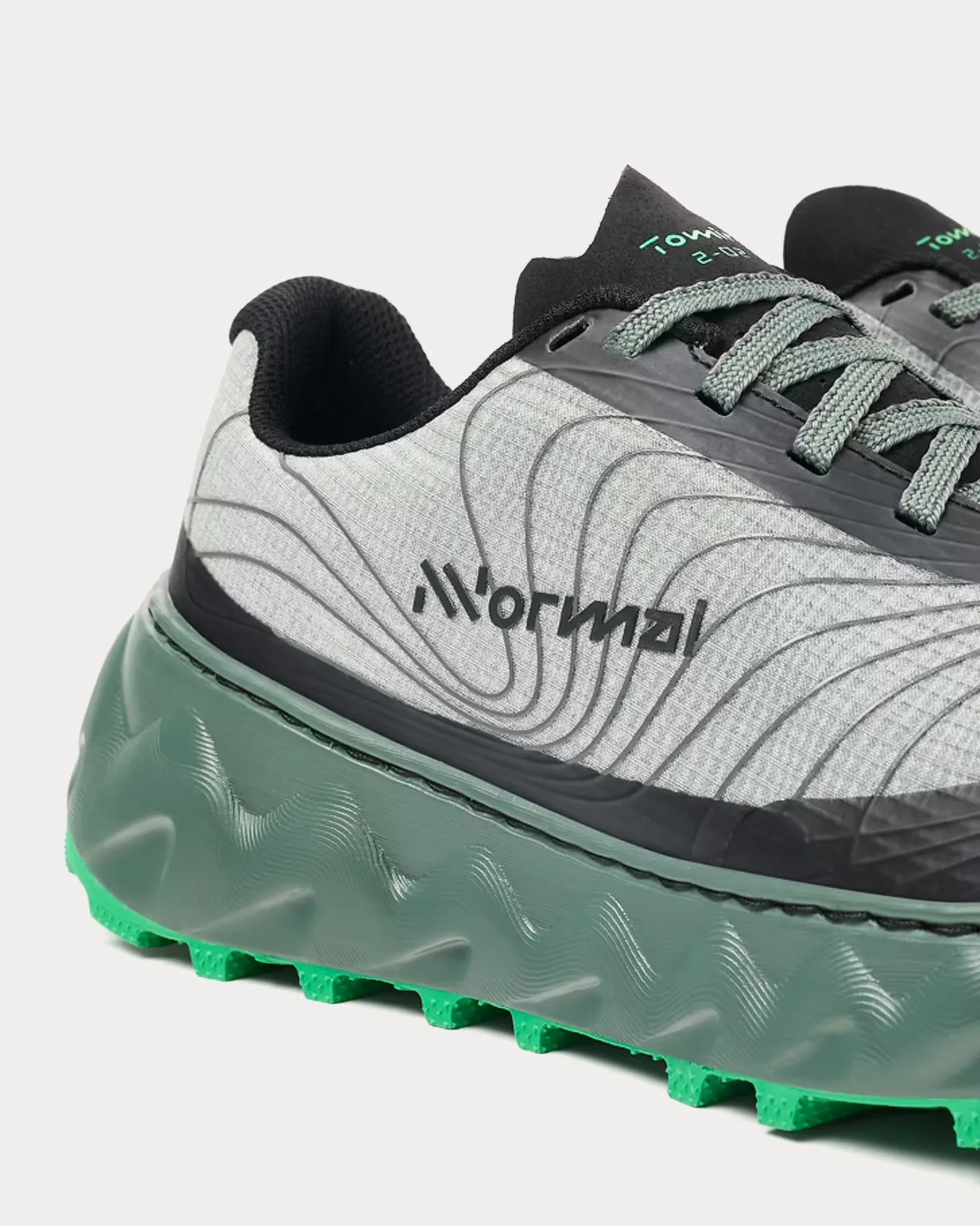 Tomir 2.0 Grey / Green Running Shoes