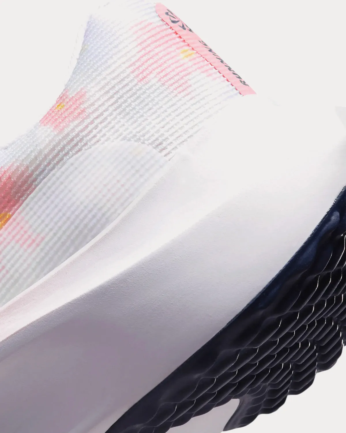 Zoom Fly 5 Premium Pearl Pink / Coral Chalk / White / Midnight Navy Running Shoes